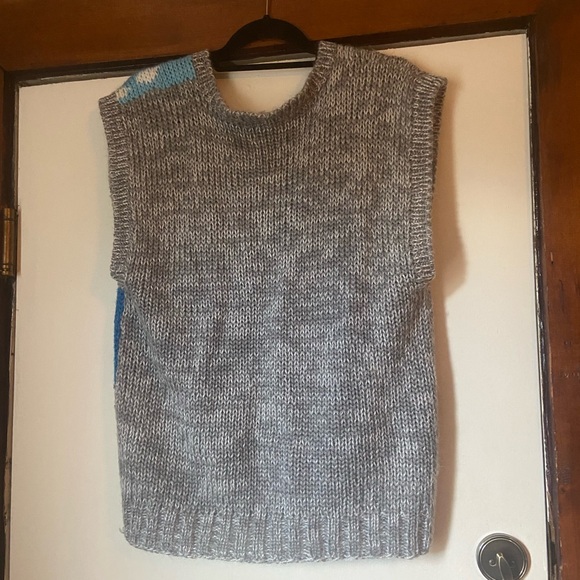 Vintage Novelty Print Grey and Blue Knitted Sweater Vest - Picture 4 of 7